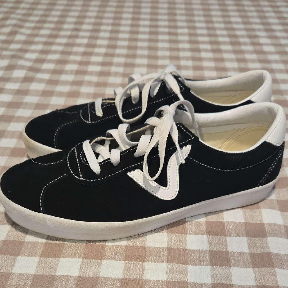 VANS womens Black and White Sneakers
